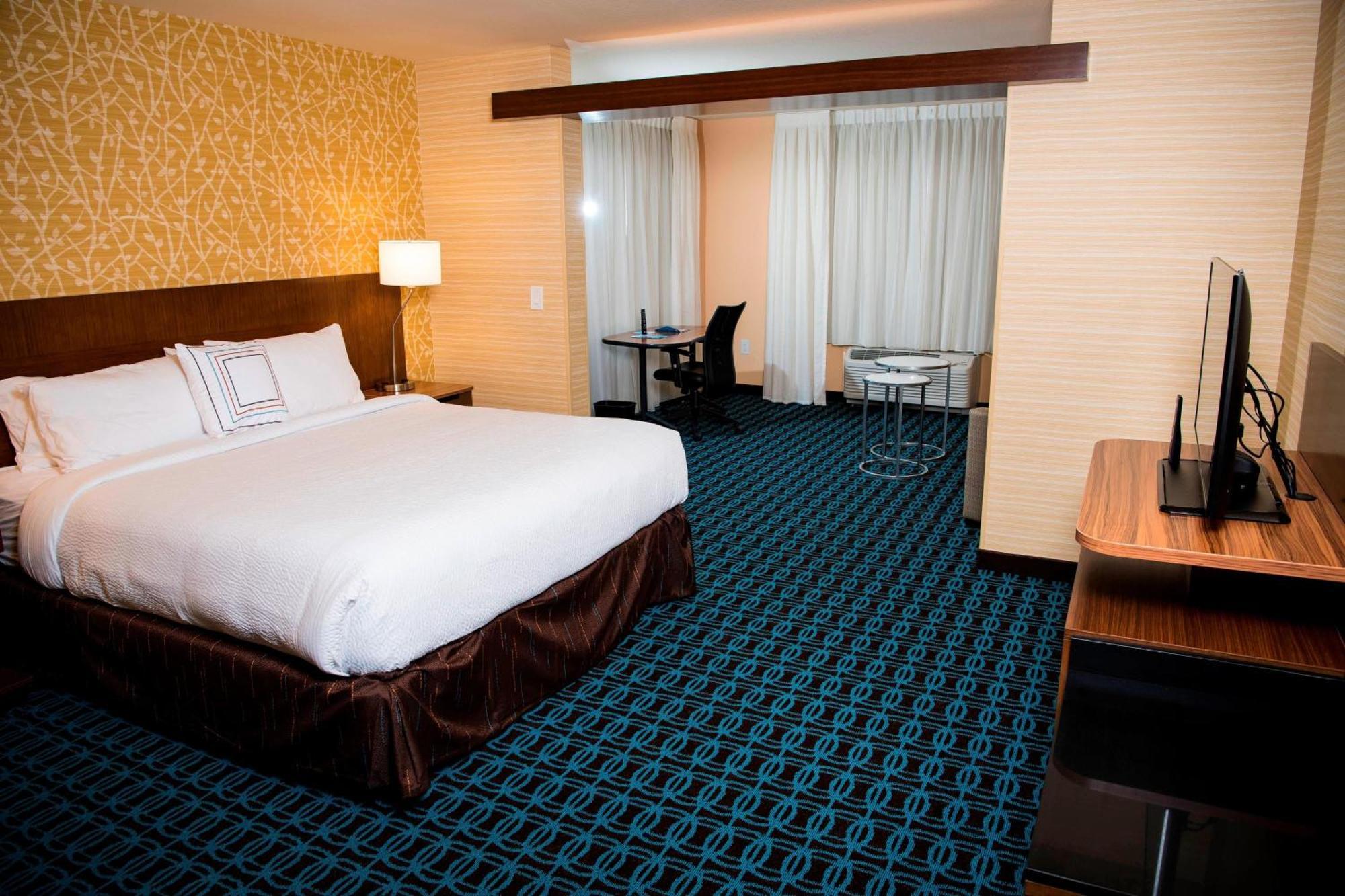 Fairfield Inn & Suites By Marriott Cincinnati Uptown/University Area Ngoại thất bức ảnh