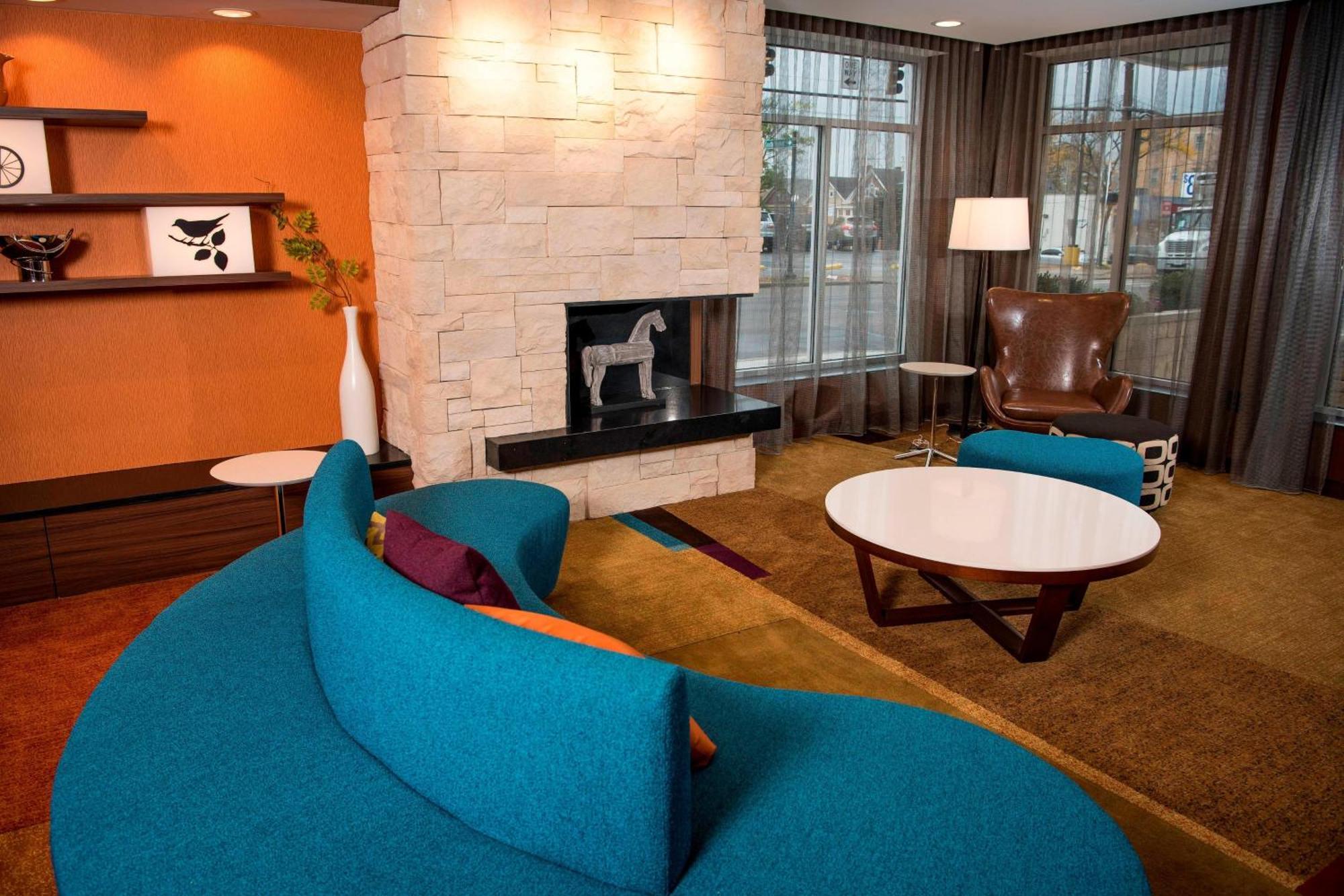 Fairfield Inn & Suites By Marriott Cincinnati Uptown/University Area Ngoại thất bức ảnh